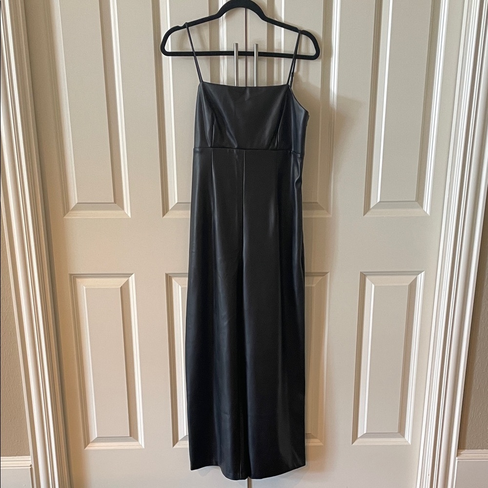 Banana Republic Vegan Leather Jumpsuit Black 10 NWT - Picture 2 of 9